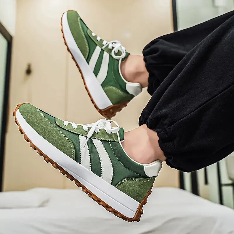 Summer Women Sneakers Spring New Luxury Flat Comfortable Slip on Soft Trend Sneakers Women Lightweight Outdoor Shoes for Women