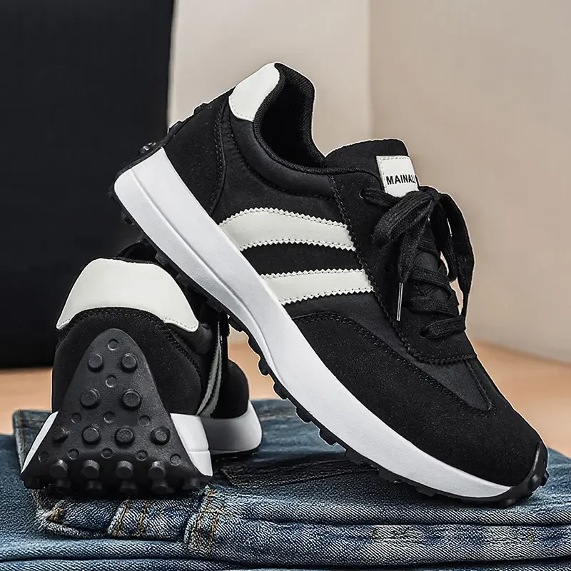 Summer Women Sneakers Spring New Luxury Flat Comfortable Slip on Soft Trend Sneakers Women Lightweight Outdoor Shoes for Women