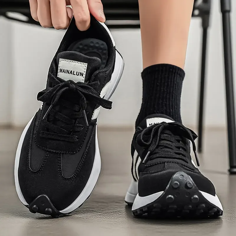 Summer Women Sneakers Spring New Luxury Flat Comfortable Slip on Soft Trend Sneakers Women Lightweight Outdoor Shoes for Women