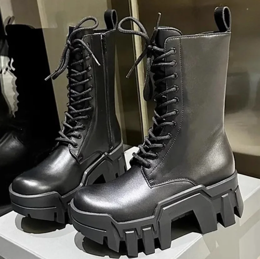 2026 New Fashion Platform Women's Retro Punk Tooling Couple Dark Rock Locomotive Boots Trendy Shoes