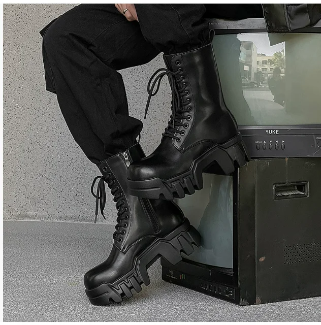 2026 New Fashion Platform Women's Retro Punk Tooling Couple Dark Rock Locomotive Boots Trendy Shoes