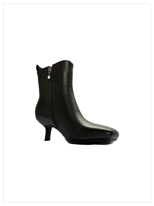 2027 Autumn Winter Trendy New Simple Versatile Sexy Square Toe Slim Heel Side Zipper Women's Genuine Leather Ankle Boots