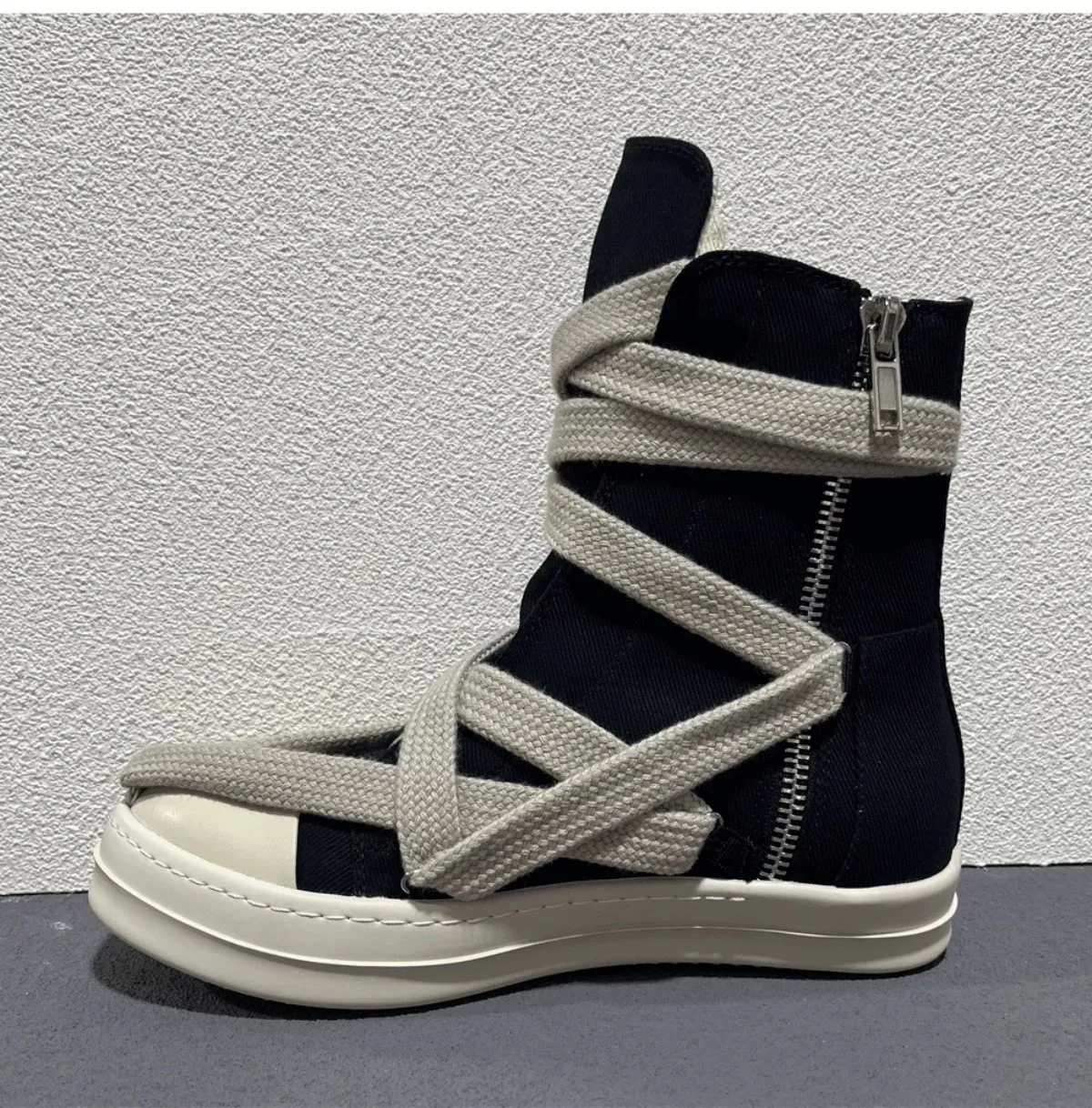 Brand Men Sneakers Jumbo Laces Black Canvas Casual Shoes Pentagram Luxury Designer High Top Shoe Women Zipper Flat Ankle Boots