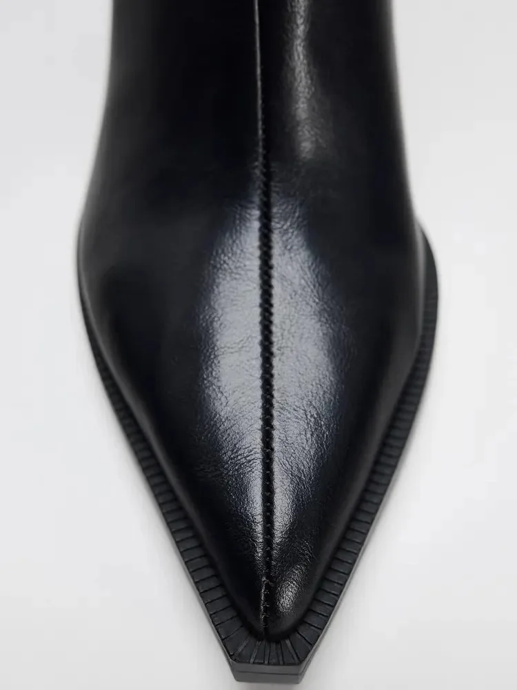 Chunky Heel Soft Leather Chelsea Boots Women Sexy Pointy Toe Side Zip Design Ankle Boots for Ladies Comfortable Women Shoes