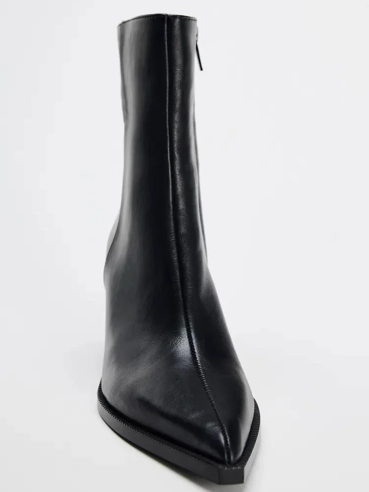 Chunky Heel Soft Leather Chelsea Boots Women Sexy Pointy Toe Side Zip Design Ankle Boots for Ladies Comfortable Women Shoes
