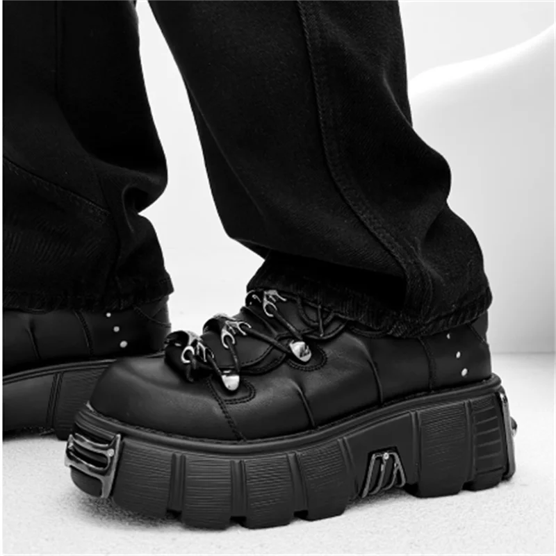 Punk Style Man Platform Shoes Lace-Up Round Toe Thick Bottom Boots Fashion Women Gothic Metal Decoration Casual Shoes 2026 New