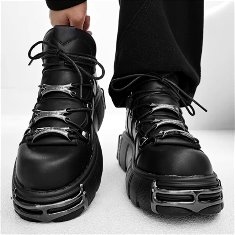 Punk Style Man Platform Shoes Lace-Up Round Toe Thick Bottom Boots Fashion Women Gothic Metal Decoration Casual Shoes 2026 New