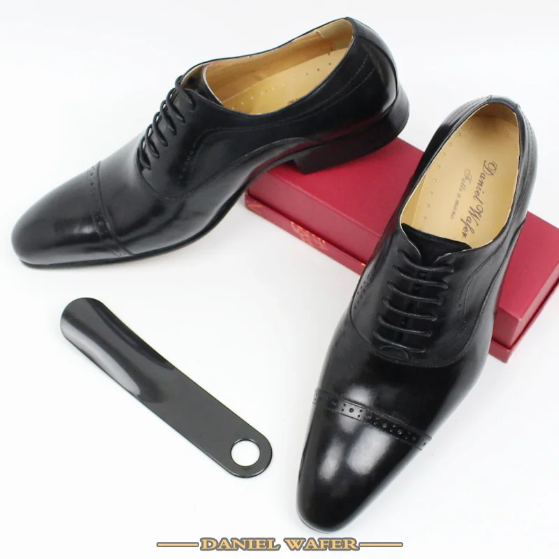 Genuine Leather Oxford Dress Shoes Men Lace Up Cap Toe Office Wedding Shoes Black Brown Brogue Pointed Oxfords Formal Shoes Men