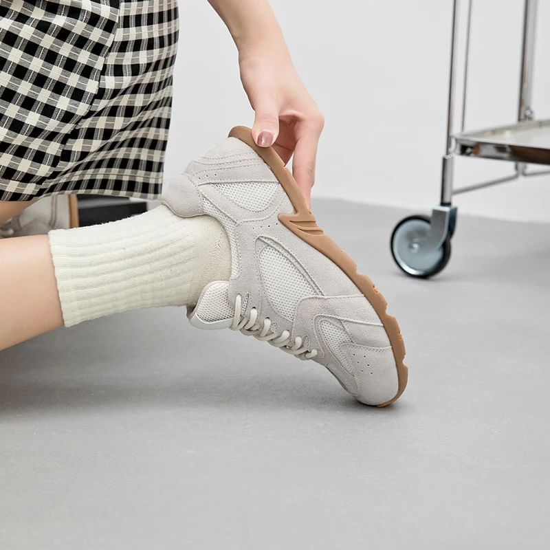Women Sneakers Spring Summer 2026 New Genuine Leather Retro Fashion Casual Flats Women Lace-up German Training Shoes Women