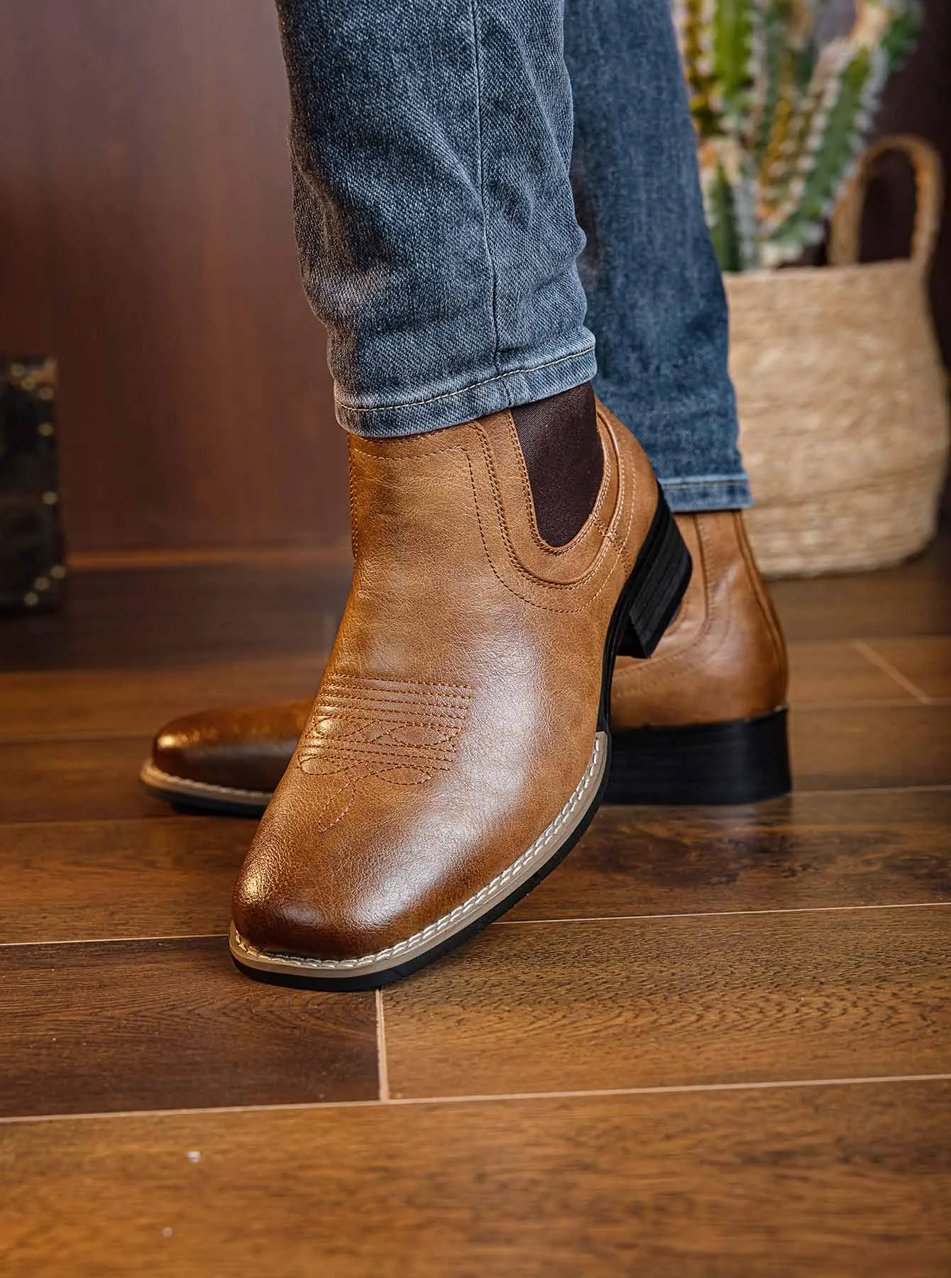 Men's Fashion Chelsea Boots in Three Colors, Comfortable and Versatile with Rubber Compound Outsole