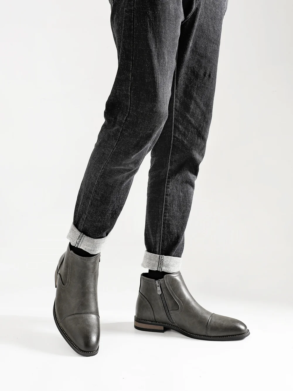 Men's Comfortable Ankle Leather Boots Men's Fashion Brand