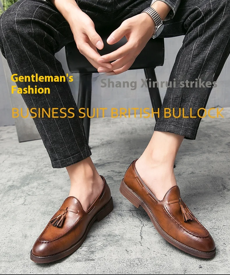 New High Quality Pointed Casual Leather Shoes Men's Wedding Shoes Bullock Fringe A Slip-On Beef Sole Stylist Fashion Shoes