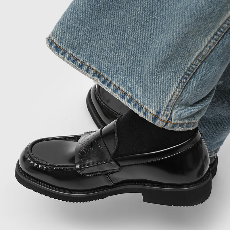 High quality men's leather shoe British designer style Party Leisure Business daily work Plus Size Black loafers 38-46 Hot