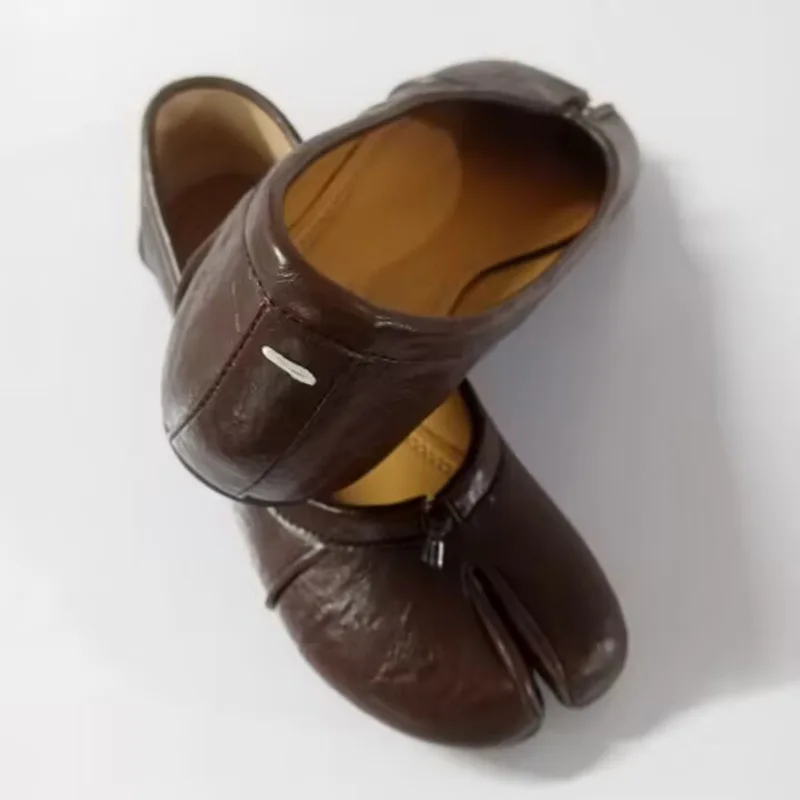 2026 New Women PU Leather Tabi Split Toe Mules Handmade Flat Slides Luxury Design High Quality Fashion Trend Ladies Daily Shoes