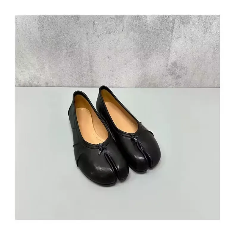 2026 New Women PU Leather Tabi Split Toe Mules Handmade Flat Slides Luxury Design High Quality Fashion Trend Ladies Daily Shoes