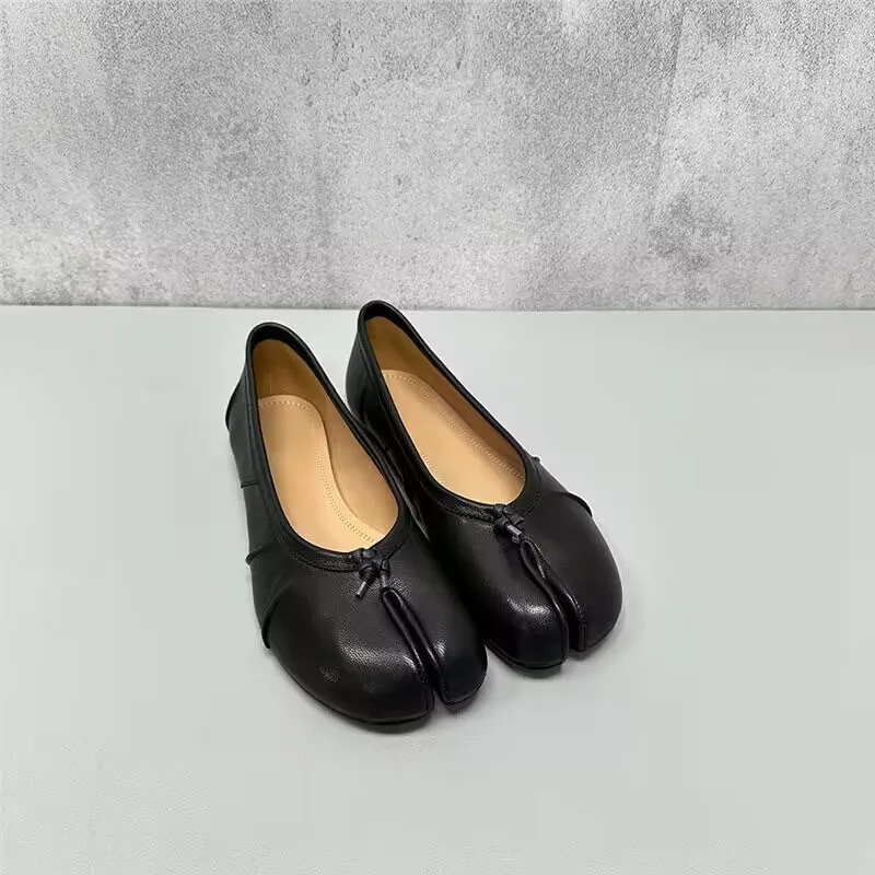 2026 New Women PU Leather Tabi Split Toe Mules Handmade Flat Slides Luxury Design High Quality Fashion Trend Ladies Daily Shoes
