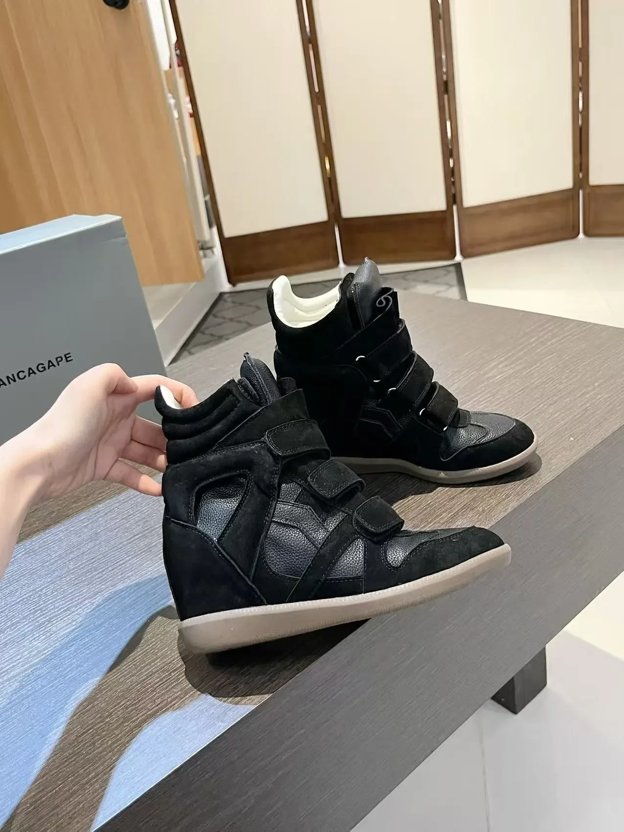 Fall Winter High Top Women's Casual Shoes Thick Bottom Heightening Magic Tape Sports Shoes Fashionable Splice Color Design