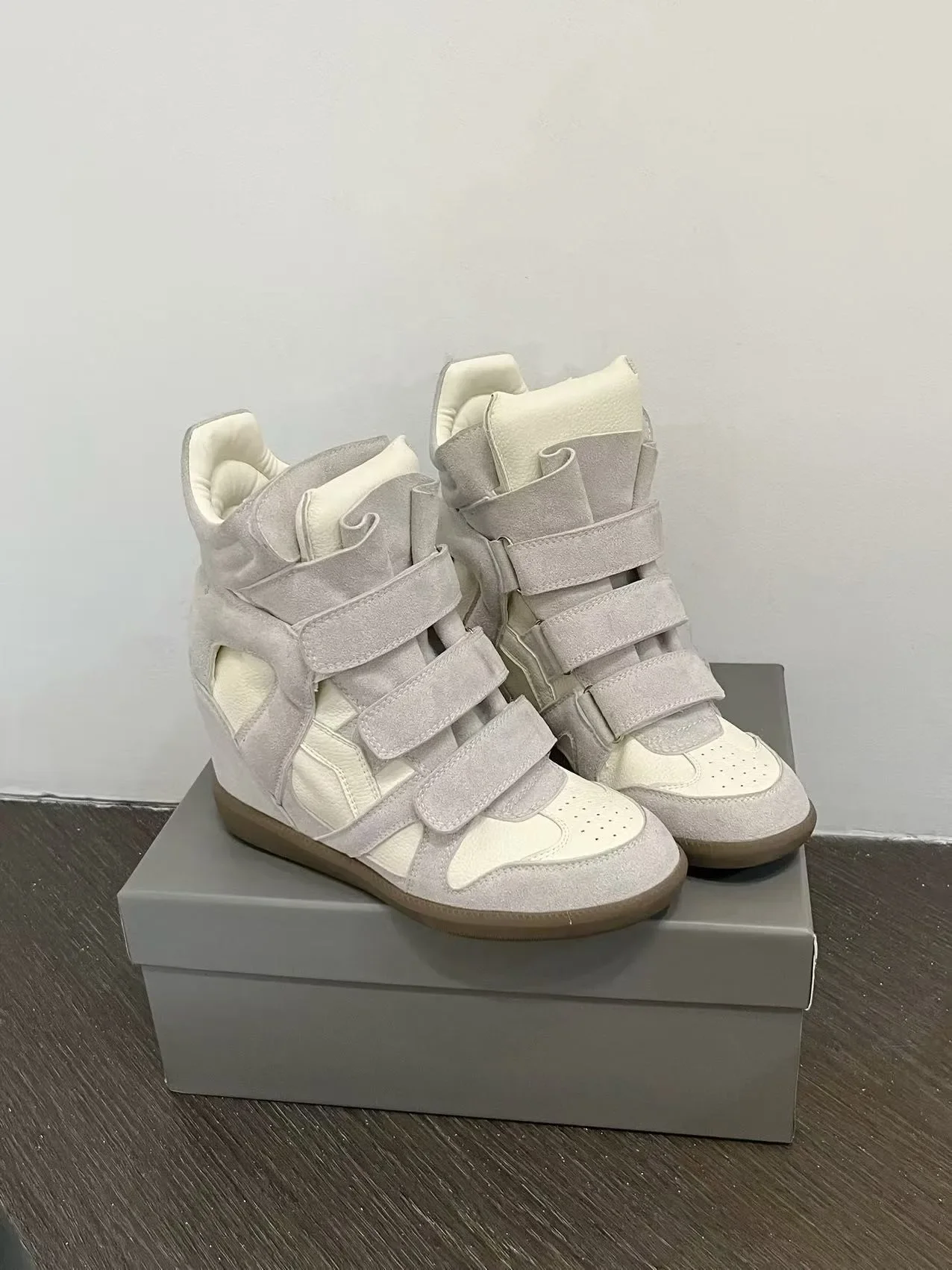 Fall Winter High Top Women's Casual Shoes Thick Bottom Heightening Magic Tape Sports Shoes Fashionable Splice Color Design