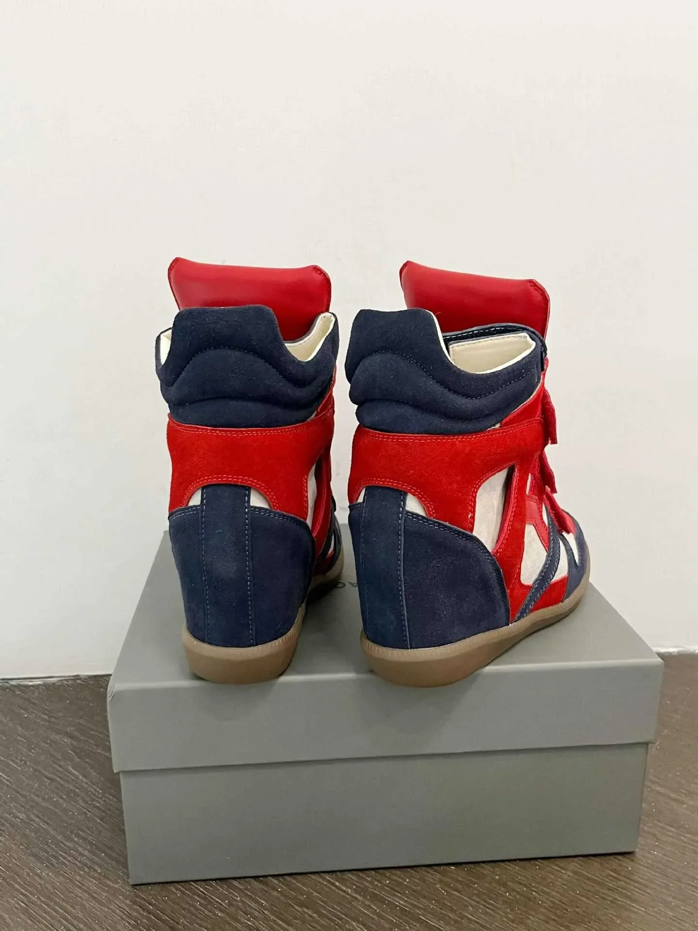 Fall Winter High Top Women's Casual Shoes Thick Bottom Heightening Magic Tape Sports Shoes Fashionable Splice Color Design