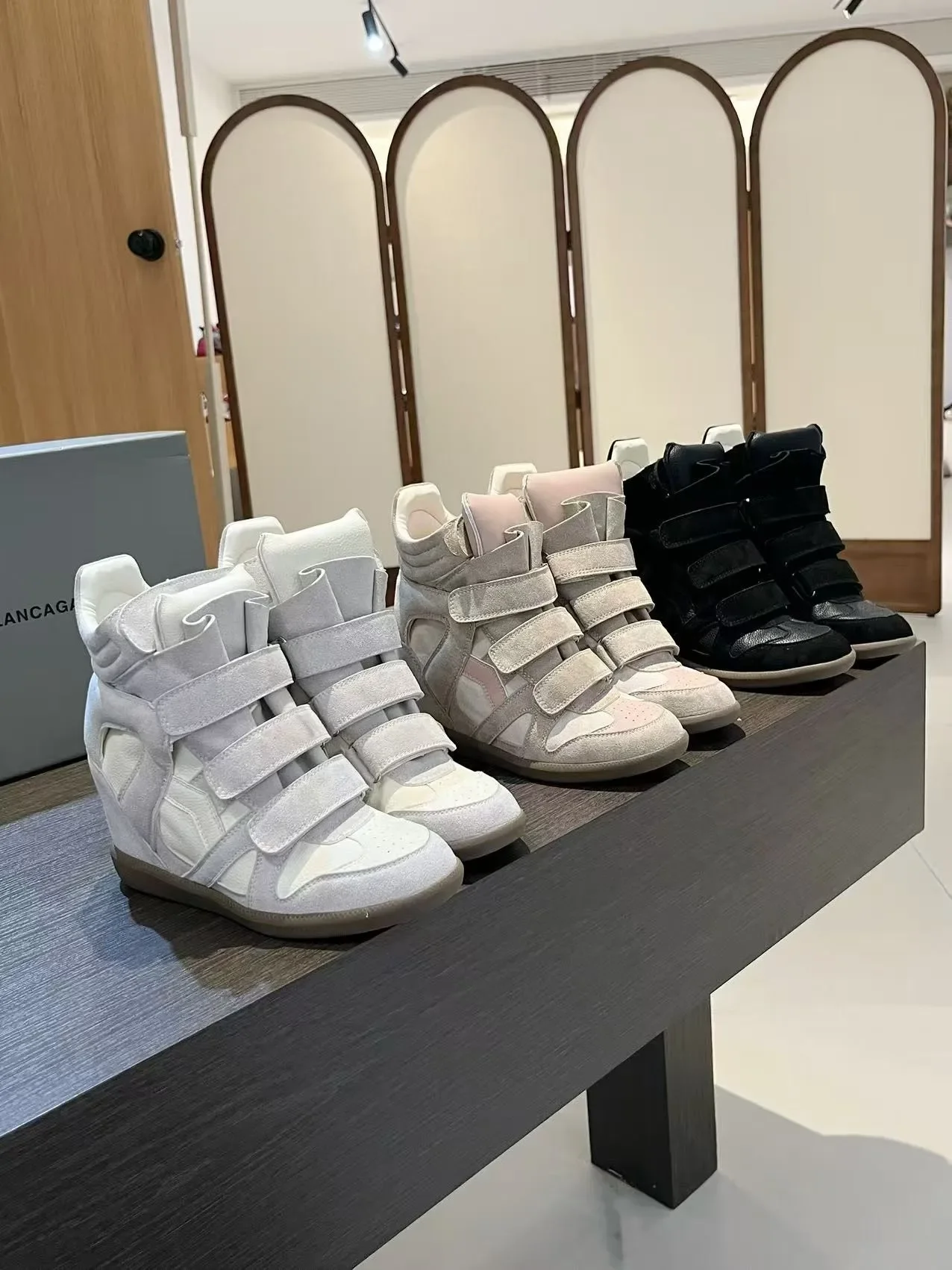 Fall Winter High Top Women's Casual Shoes Thick Bottom Heightening Magic Tape Sports Shoes Fashionable Splice Color Design