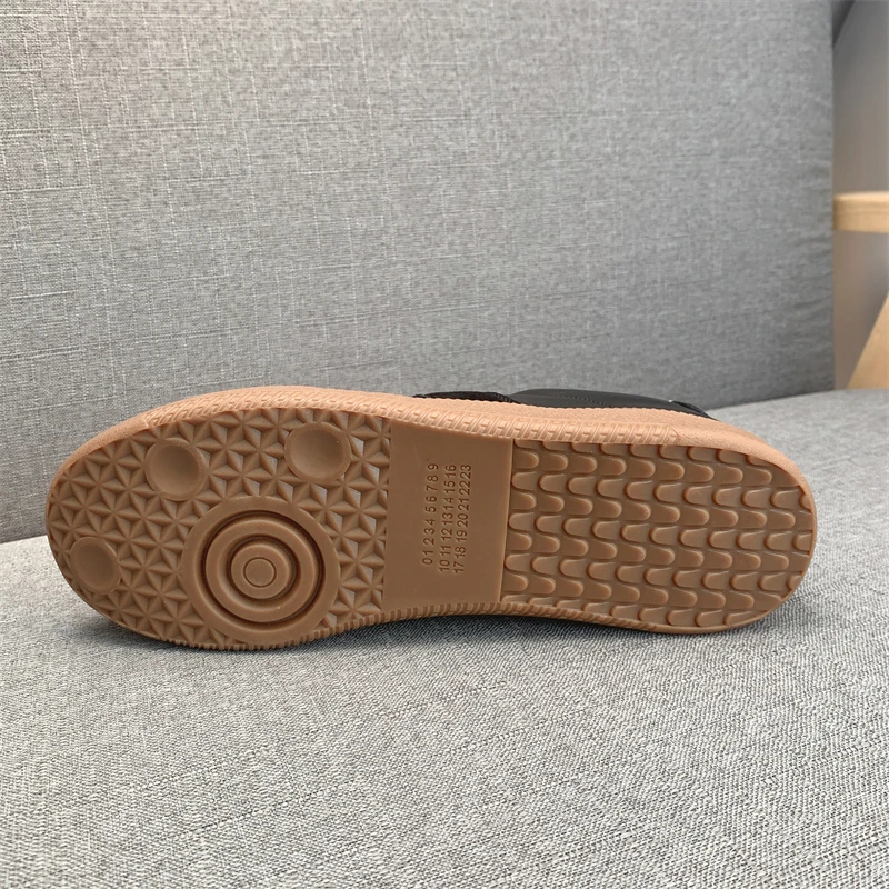 2026 New Men Women Skate Shoes, Low Top Trendy Street Style Couple Sneakers, Non-slip Wear Resistant Daily Footwear