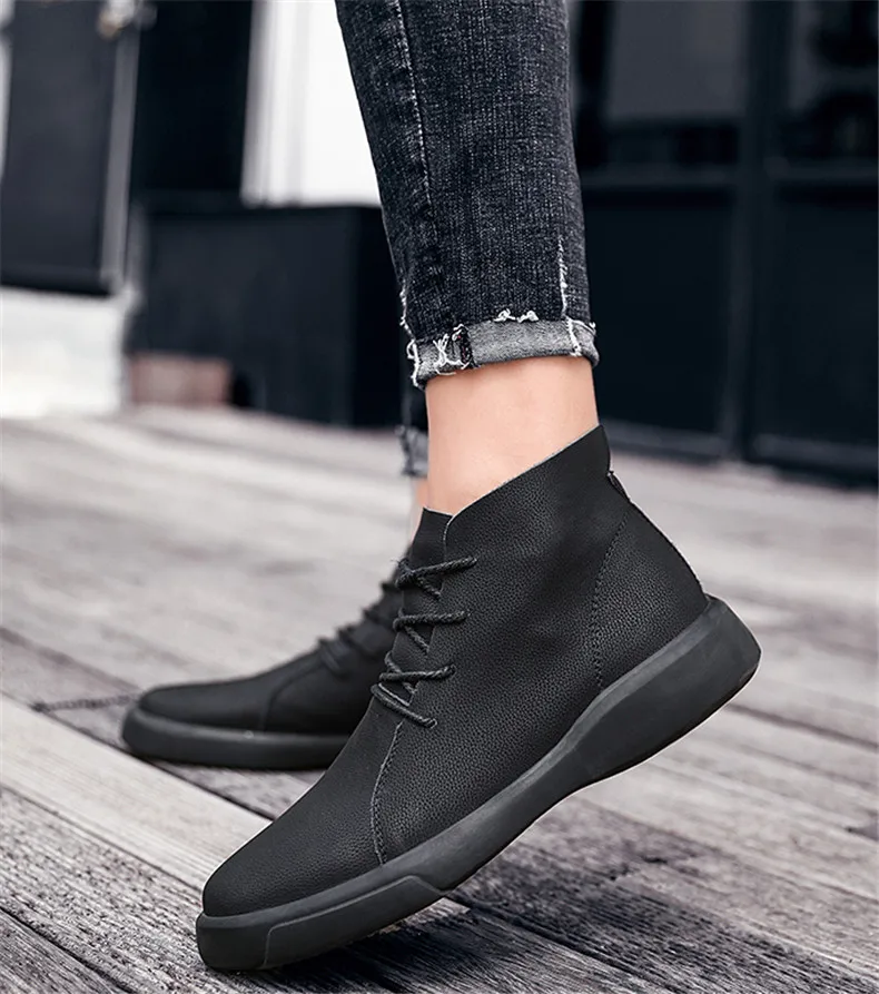 Brand New Winter Men Snow Boots Genuine Leather Warm Plush Men Boots Fashion Lace-up Ankle Boots Autumn Outdoor Men Shoes 38-47