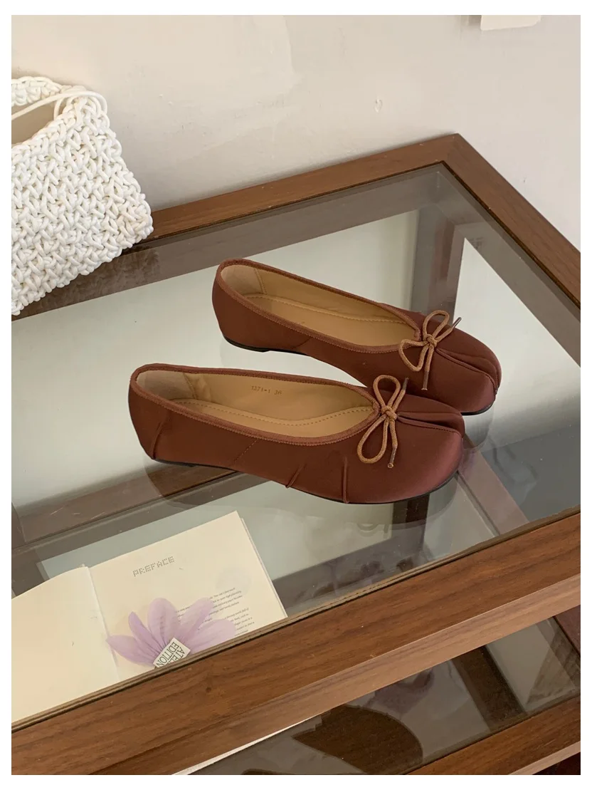 2026 Fashion Woman Flats Split Toe Tabi Shoes Bow Knot Ballet Dress Ballerina Comfortable Retro Mary Janes Shoes Footwear Mujer