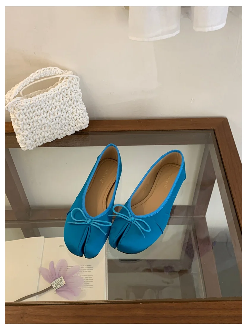 2026 Fashion Woman Flats Split Toe Tabi Shoes Bow Knot Ballet Dress Ballerina Comfortable Retro Mary Janes Shoes Footwear Mujer