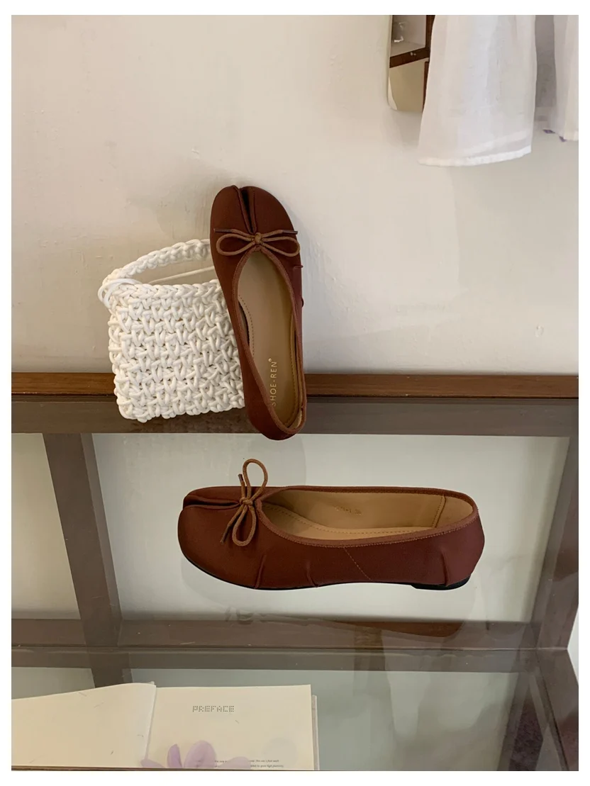 2026 Fashion Woman Flats Split Toe Tabi Shoes Bow Knot Ballet Dress Ballerina Comfortable Retro Mary Janes Shoes Footwear Mujer