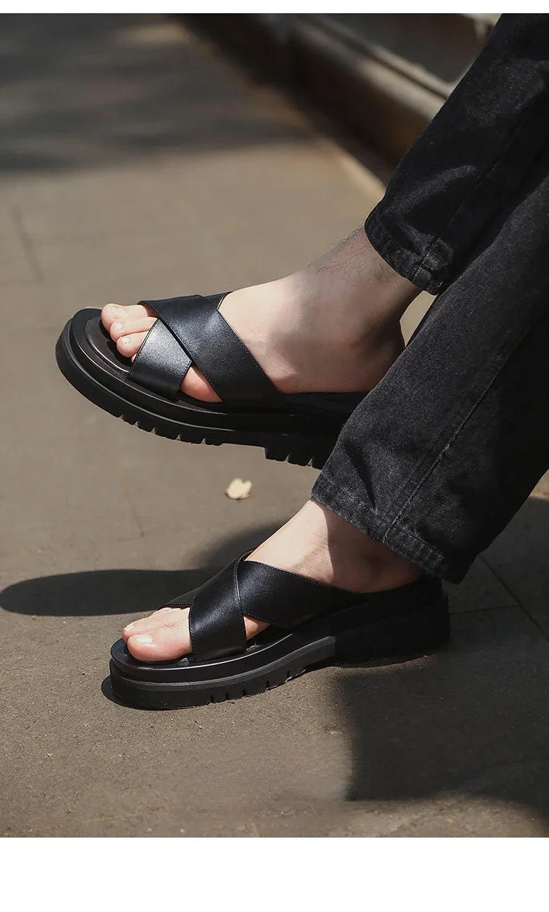 Luxury Mens Leather Slippers 2024 New Style Genuine Leather Outdoor Sandals Fashion Platform Business Slippers Summer Man Shoes