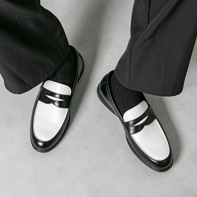 Classic Black and White Men's Comfortable Anti Slip Casual Loafers Fashionable Spring New Men's Breathable Casual Leather Shoes