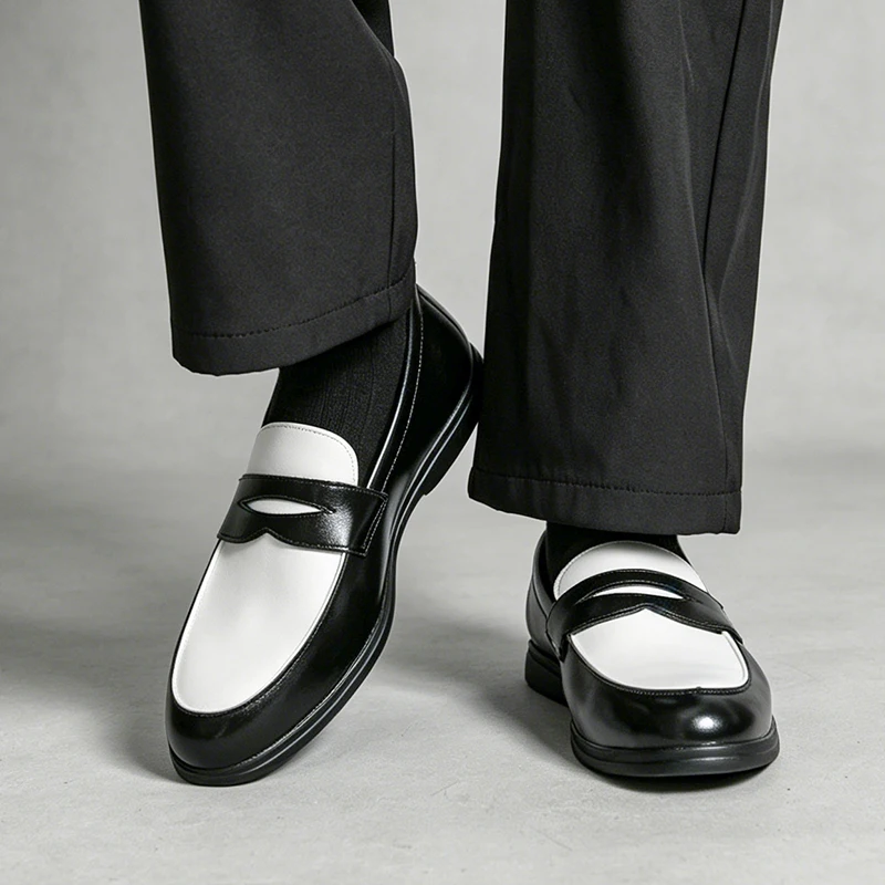 Classic Black and White Men's Comfortable Anti Slip Casual Loafers Fashionable Spring New Men's Breathable Casual Leather Shoes