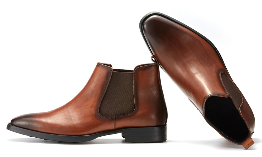 High Quatliy Claf Leather Men's Chelsea Boots Slip on Ankle Boots Motorcycle Genuine Leather Driving Boot Shoes for Men in Stock
