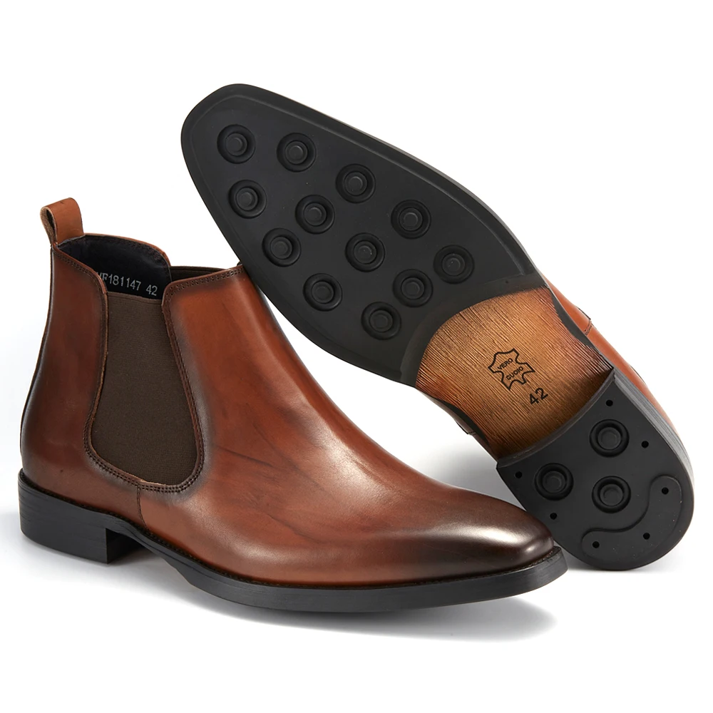 High Quatliy Claf Leather Men's Chelsea Boots Slip on Ankle Boots Motorcycle Genuine Leather Driving Boot Shoes for Men in Stock