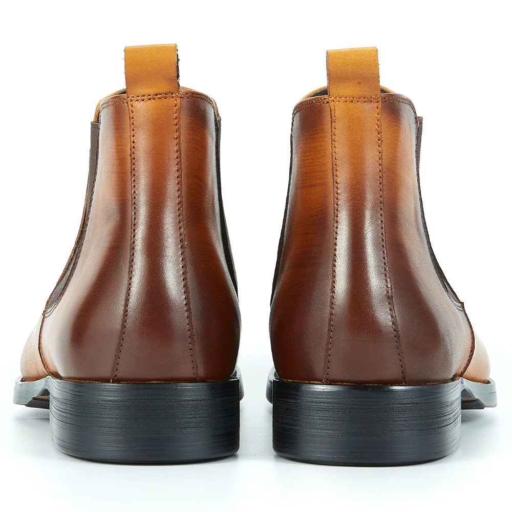 High Quatliy Claf Leather Men's Chelsea Boots Slip on Ankle Boots Motorcycle Genuine Leather Driving Boot Shoes for Men in Stock