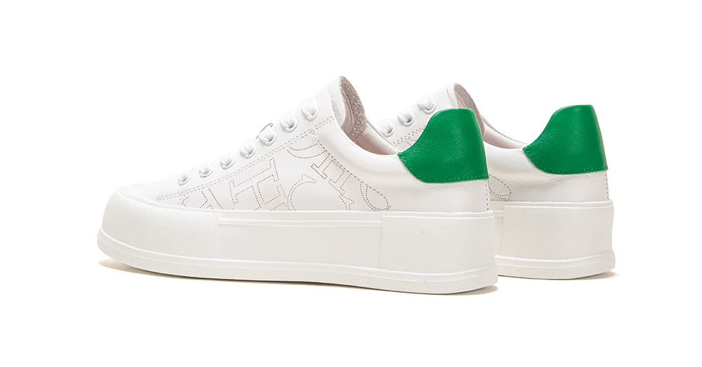 Men's and Women's Casual Shoes Lightweight White Sneakers Flat Balance Tech Shoes Students