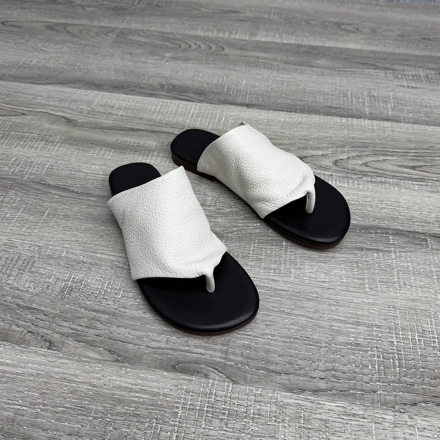 Birkuir Retro Flip Flops Women Slippers Flat Heels Slides Loafers Slip On Genuine Leather 2026 Summer Outdoor Flats Beach Slides