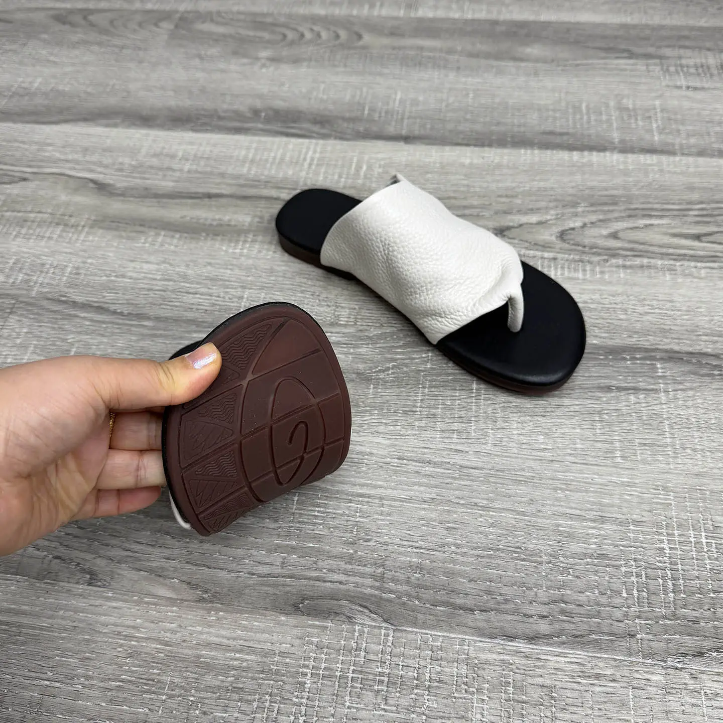 Birkuir Retro Flip Flops Women Slippers Flat Heels Slides Loafers Slip On Genuine Leather 2026 Summer Outdoor Flats Beach Slides