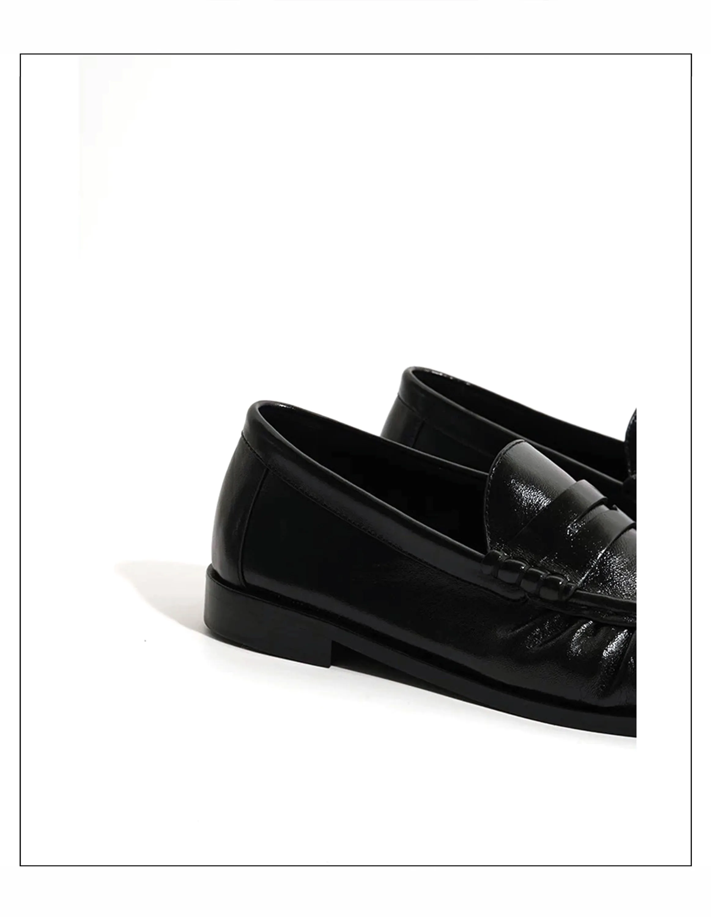 New Retro Loafers for Men Featuring Classic and Pleated Design Suitable for Work and Commuting with Slip-in Dress Leather Shoes