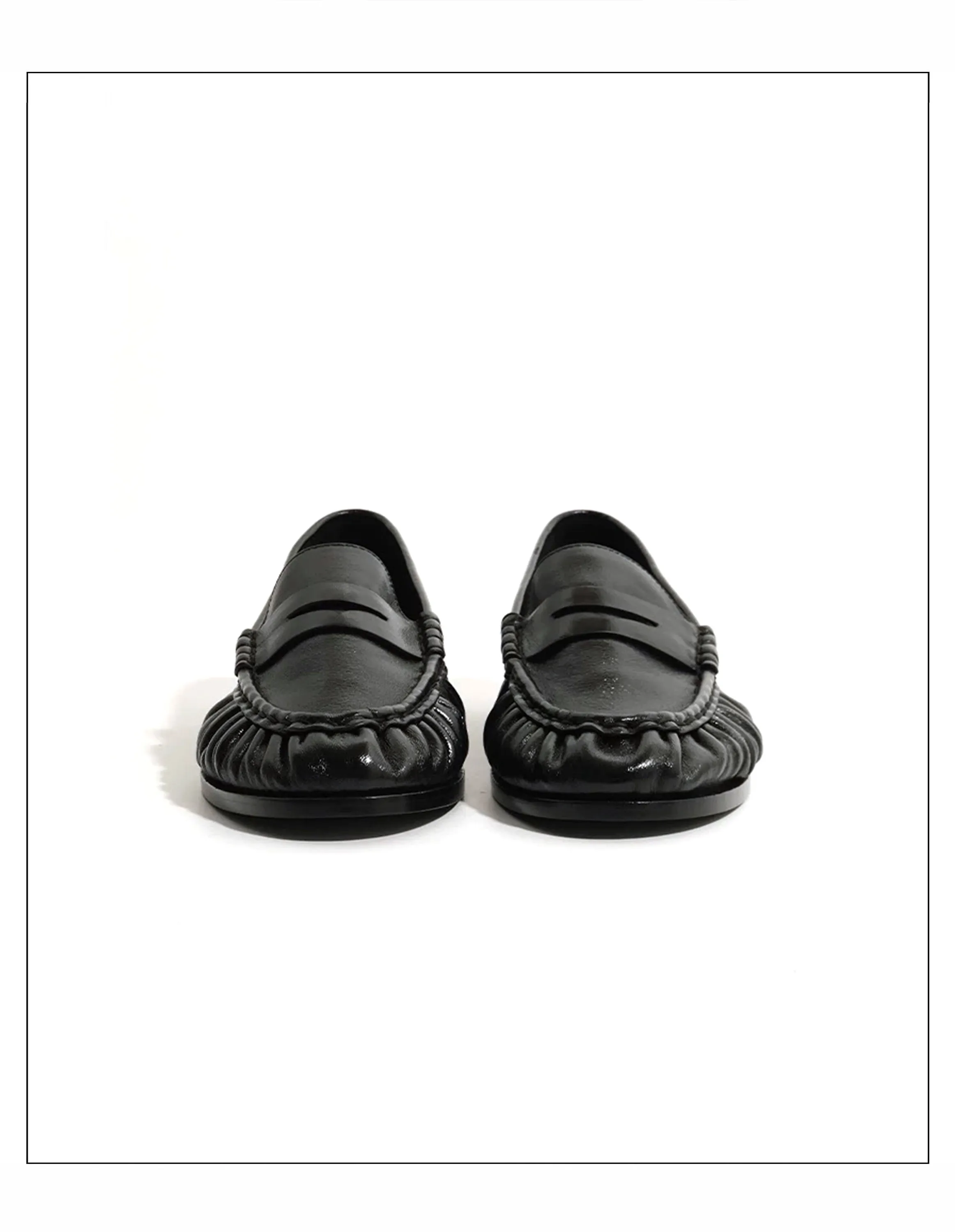 New Retro Loafers for Men Featuring Classic and Pleated Design Suitable for Work and Commuting with Slip-in Dress Leather Shoes