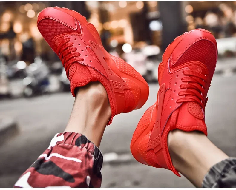 Summer Men's Breathable Mesh Surface Lightweight Soft Bottom Casual Shoes Trendy Running Sports Shoes Men's Shoes From China