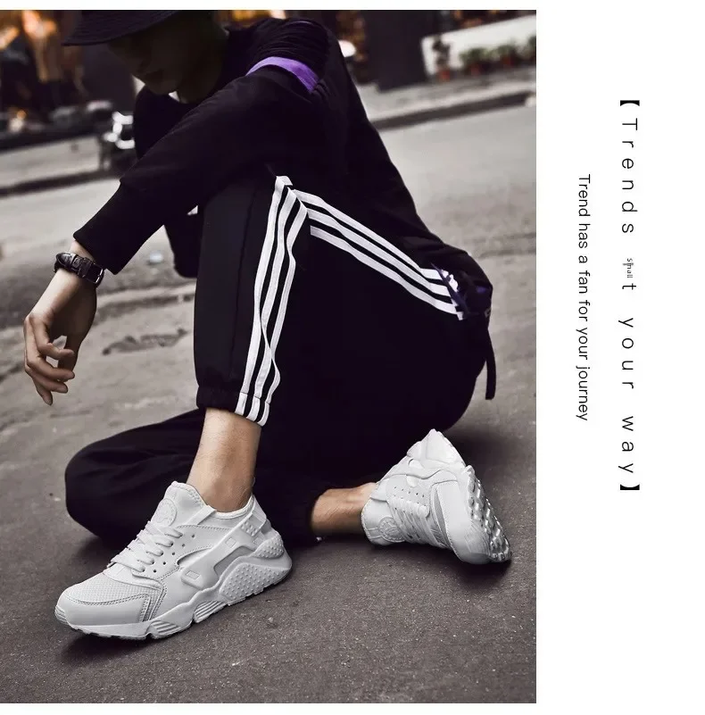 Summer Men's Breathable Mesh Surface Lightweight Soft Bottom Casual Shoes Trendy Running Sports Shoes Men's Shoes From China
