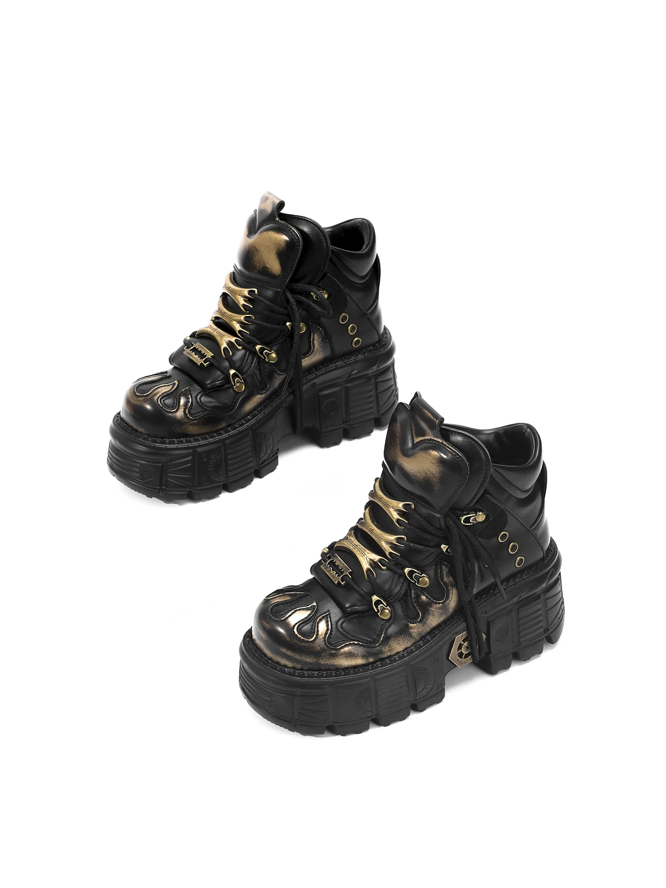 Popular Slip-On Motorcycle Style Layered Wear-Resistant Retro Spanish Short Boots Dark Metal Punk for Men and Women
