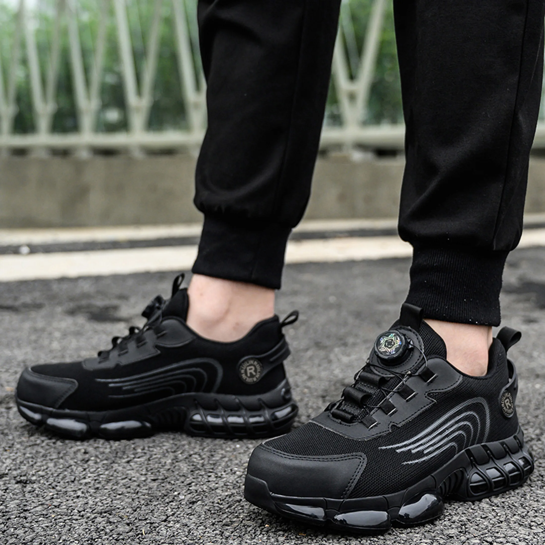 Wear Resistant Durable Steel Toe Work Shoes for Men Women Impact Resistant Steel Toe Cap Lightweight Comfortable Industrial Safety Sneakers All Seasons Construction Footwear Full Sizes Available Perfect Father’s Day Gift for Hard Workers