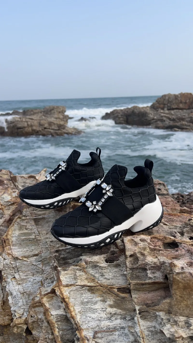 Luxury Designer Women's Shoes Exquisite Rhinestone Chunky Sneakers for Woman Fashion Round Head Casual Shoes Zapatillas De Mujer