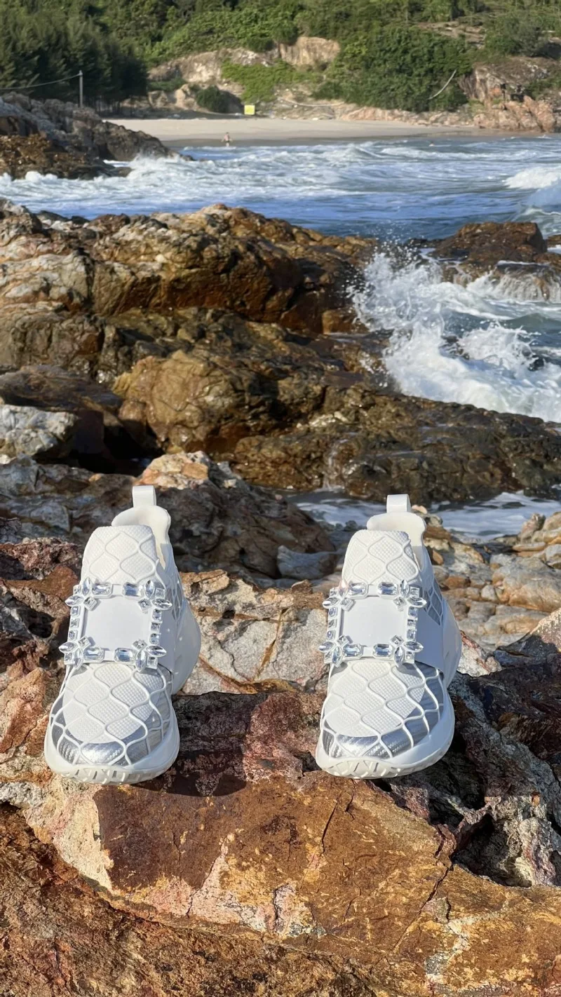 Luxury Designer Women's Shoes Exquisite Rhinestone Chunky Sneakers for Woman Fashion Round Head Casual Shoes Zapatillas De Mujer