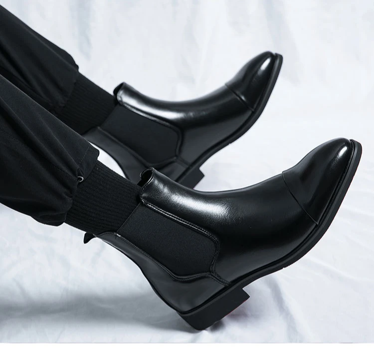 Autumn winter pointed toed male Boots Redsoled high top leather shoe English casual Chelsea boot Fashion comfortable men's shoes
