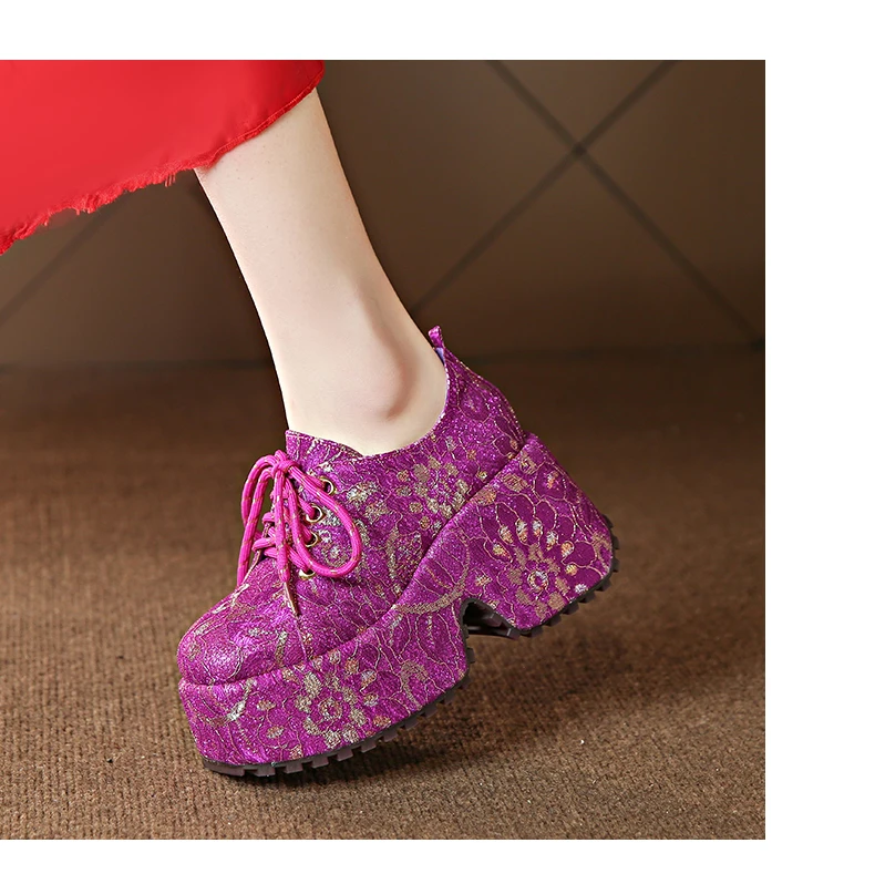 2026 New Ethnic Embroidery Single Shoes Red Ethnic Style Banquet Shoes Luxury Thick Soled Women's Height Increasing Shoes