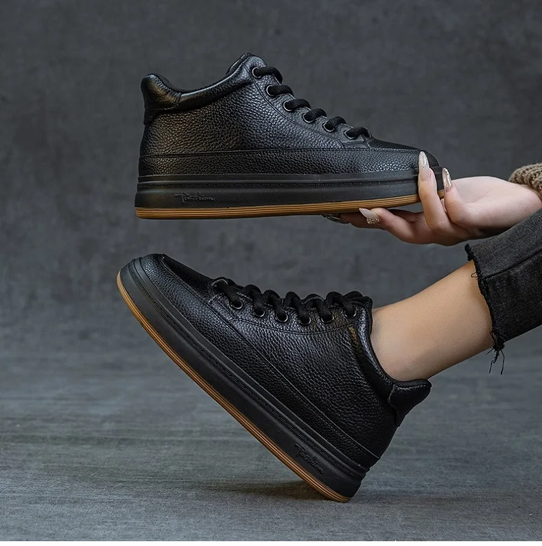 DRKANOL Fashion Women High Top Board Shoes Concise Solid Color Genuine Cow Leather Flat Shoes Autumn Winter Warm Casual Sneakers