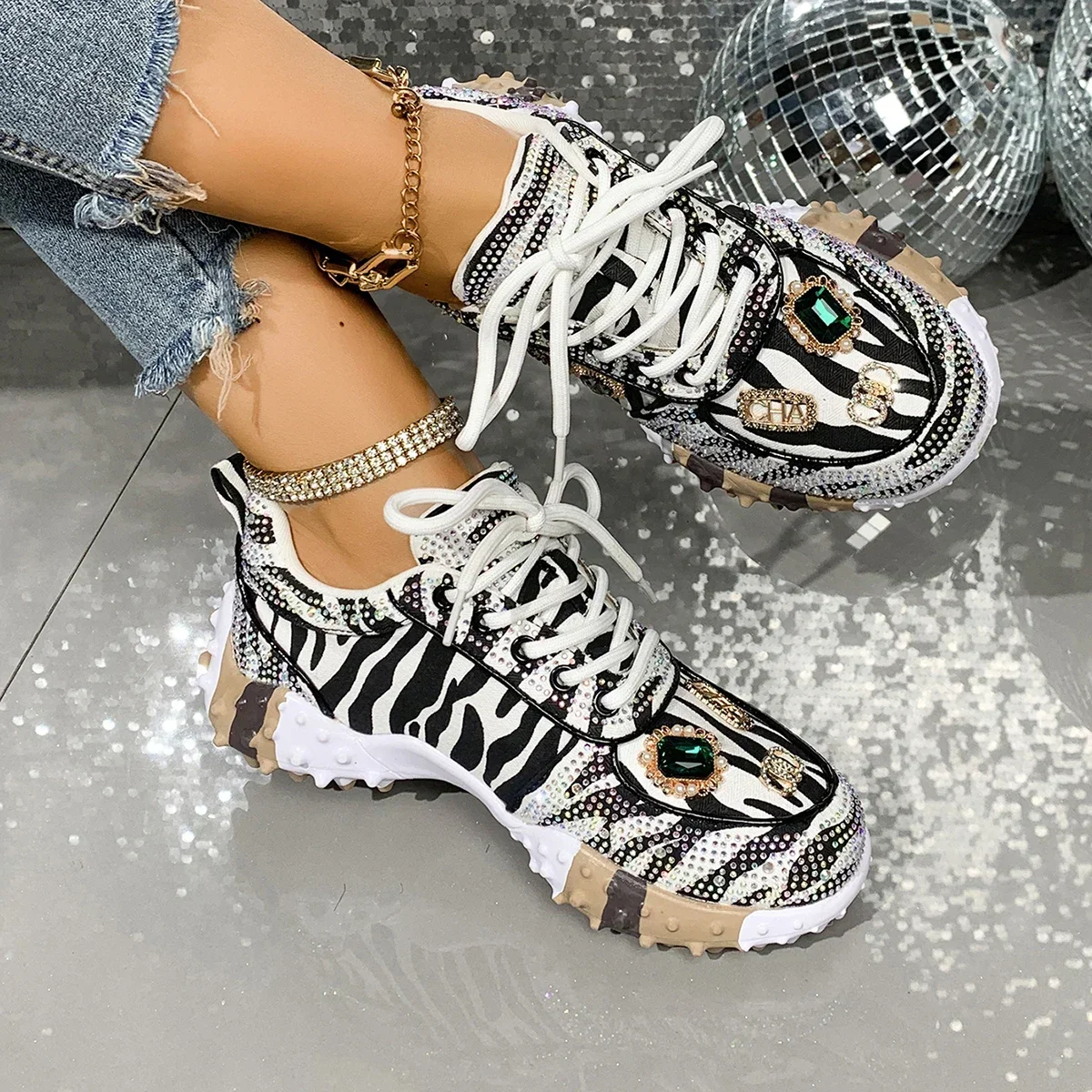 Women's Luxury Shoes Full Diamond Lace Up Women Designer Sneakers Shiny Water Diamond Designer Platform Shoes Plataforma Mujer